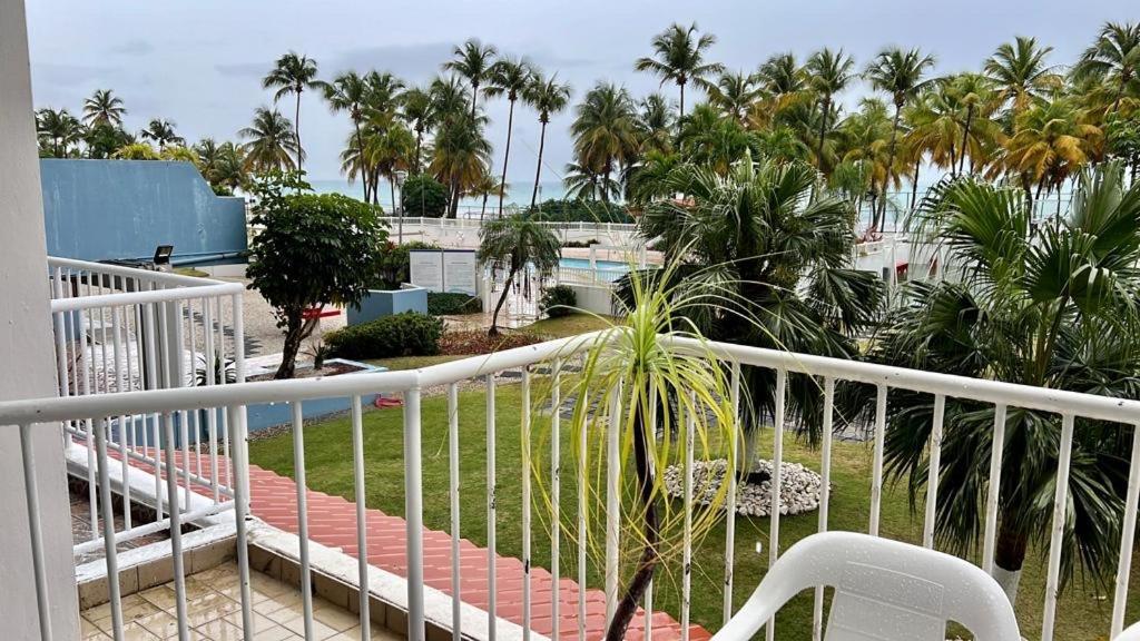 Beachfront Tropical Tantra Apartment San Juan Zewnętrze zdjęcie
