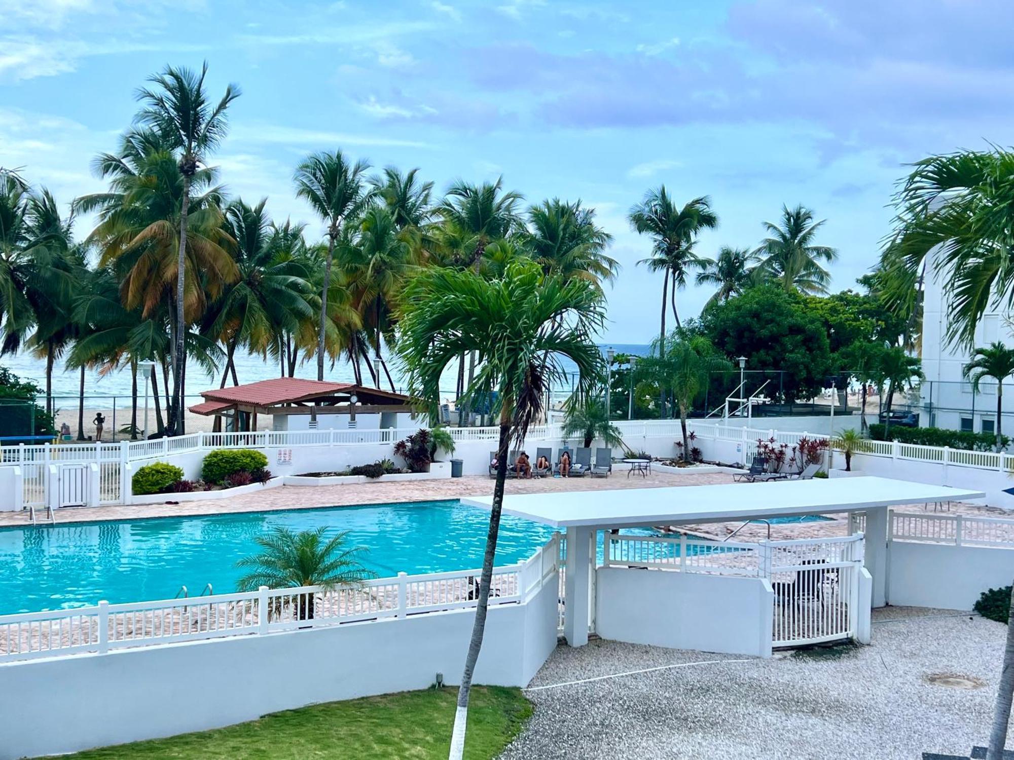 Beachfront Tropical Tantra Apartment San Juan Zewnętrze zdjęcie